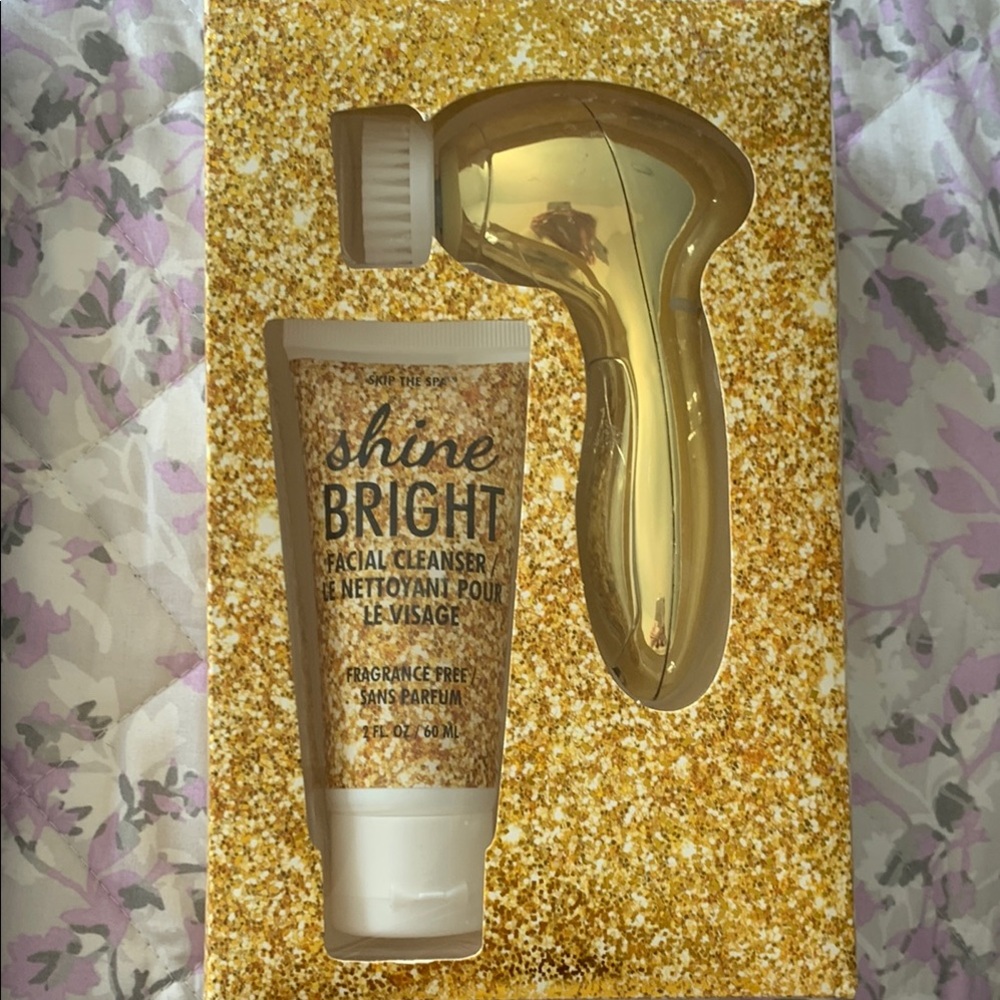 Shine Bright Facial Cleanser Set